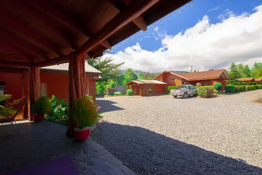 Patio y jardines · foto 15 · Cabañas Omilén Pucón